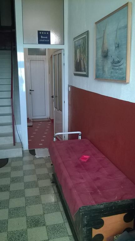 פודגורה Apartments Mia מראה חיצוני תמונה