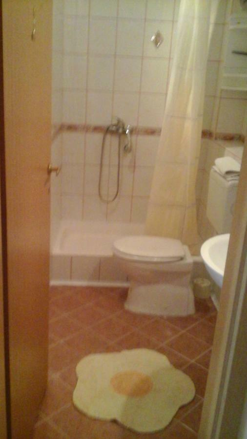 פודגורה Apartments Mia מראה חיצוני תמונה